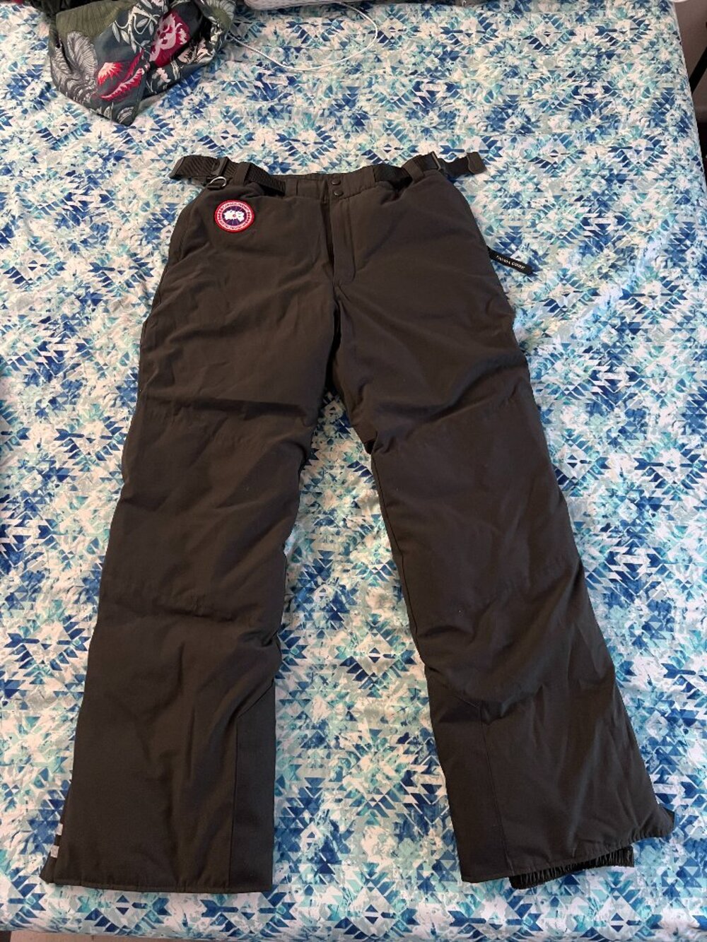 Canada Goose Tundra Down Pants – Size Medium – Authentic w/ Hologram – Excellent